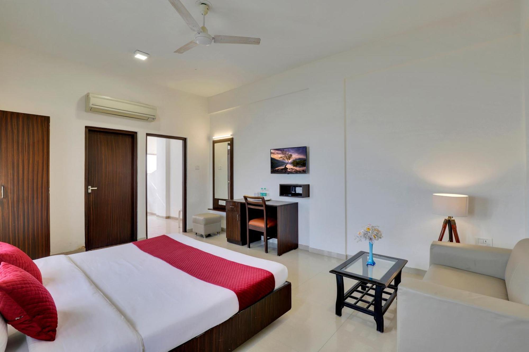 Goverdhan Greens Resort Dwarka L Hotels In Dwarka מראה חיצוני תמונה