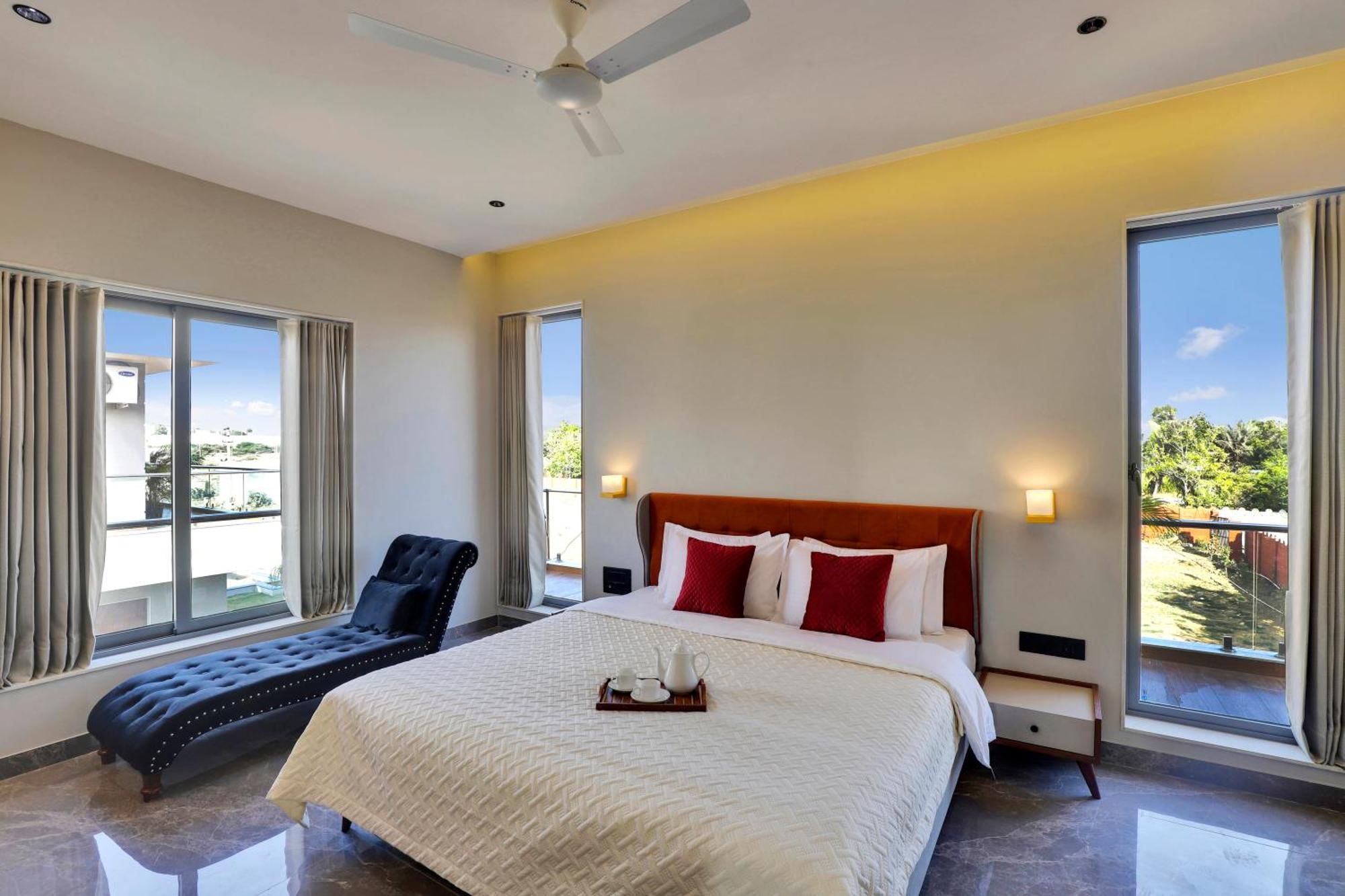 Goverdhan Greens Resort Dwarka L Hotels In Dwarka מראה חיצוני תמונה