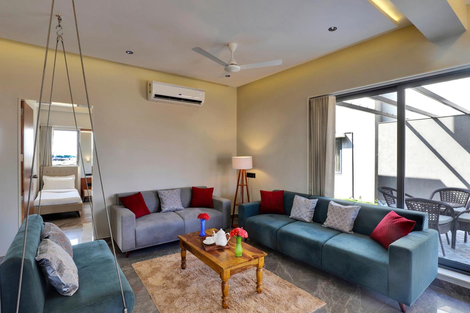 Goverdhan Greens Resort Dwarka L Hotels In Dwarka מראה חיצוני תמונה