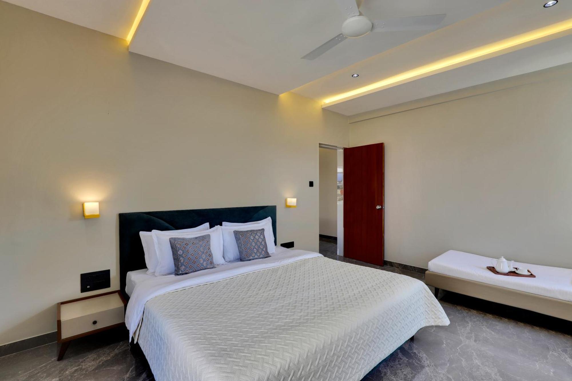 Goverdhan Greens Resort Dwarka L Hotels In Dwarka מראה חיצוני תמונה