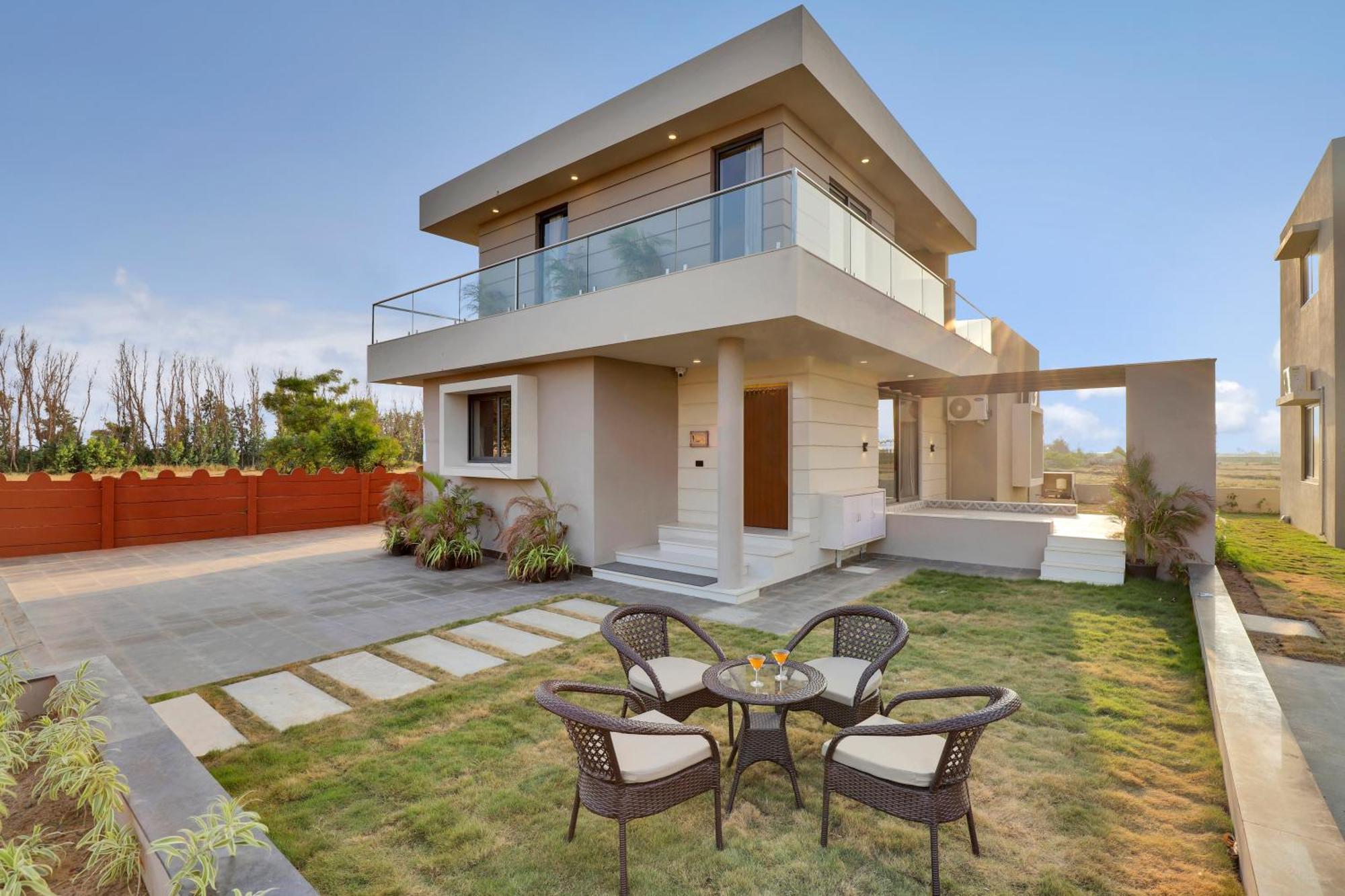 Goverdhan Greens Resort Dwarka L Hotels In Dwarka מראה חיצוני תמונה