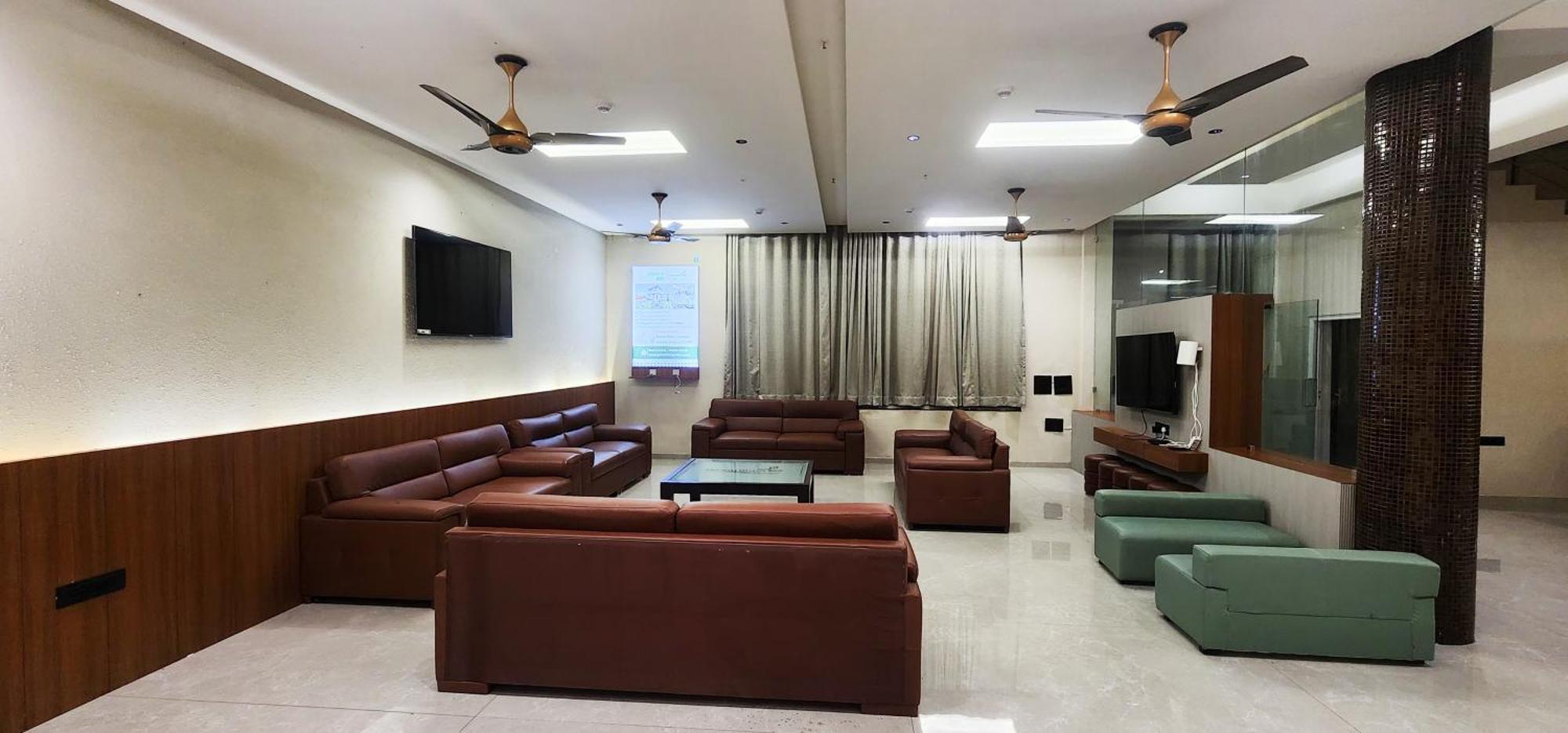 Goverdhan Greens Resort Dwarka L Hotels In Dwarka מראה חיצוני תמונה