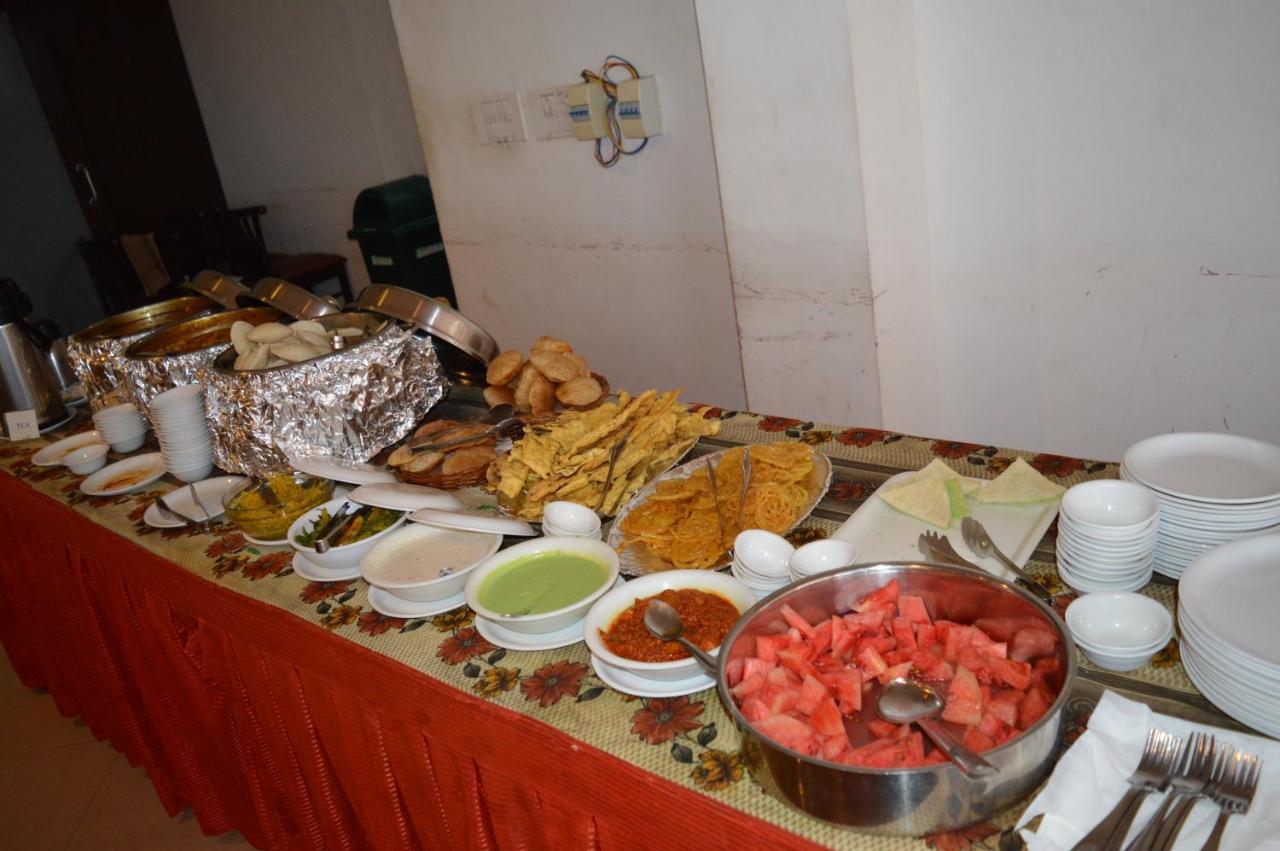 Goverdhan Greens Resort Dwarka L Hotels In Dwarka מראה חיצוני תמונה